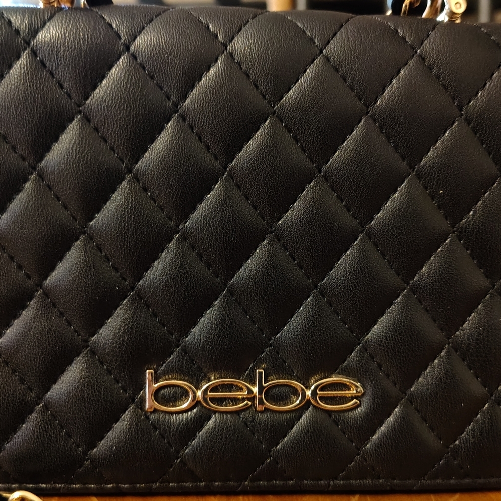 Bebe Black Quilted Chain Bag With Gold Accents - Picture 3 of 6